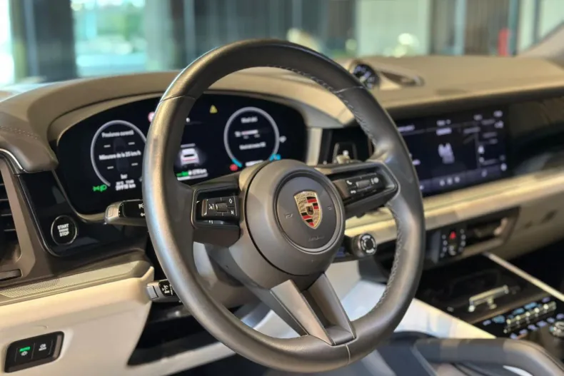 Porsche Cayenne din 2024 cu 39.918 km - oferta POR126513 - foto 18