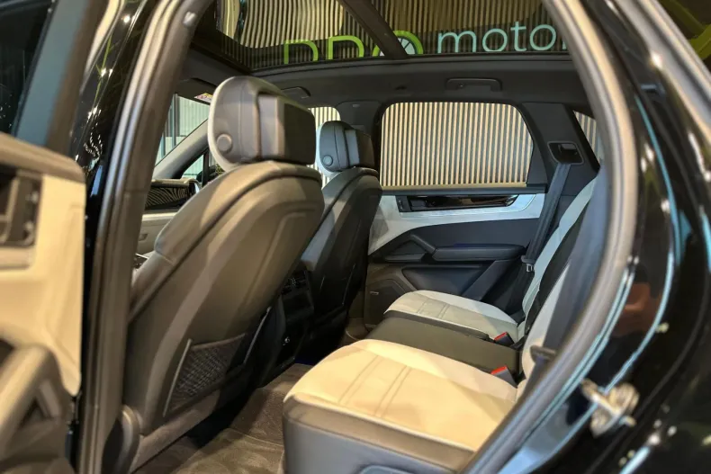 Porsche Cayenne din 2024 cu 39.918 km - oferta POR126513 - foto 19