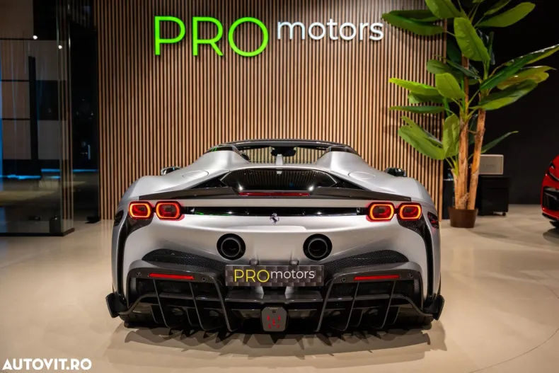 Ferrari SF90 Stradale din 2022 cu 4.400 km - oferta FER126514 - foto 30