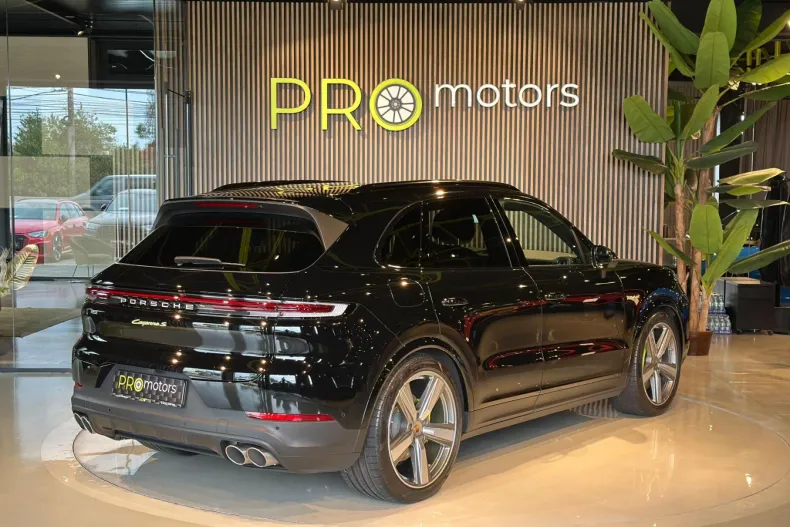 Porsche Cayenne din 2024 cu 23.685 km - oferta POR126515 - foto 6