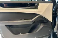 Porsche Cayenne din 2024 cu 23.685 km - oferta POR126515 - foto 23