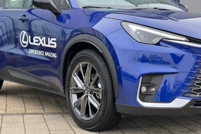Lexus LBX din 2024 cu 10 km - oferta LEX126519 - foto 11
