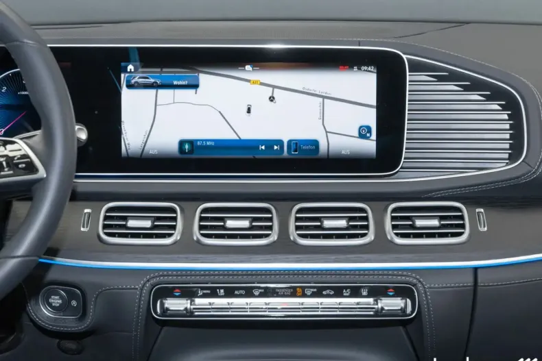 Mercedes-Benz GLE 450 din 2024 cu 9.988 km - oferta MER126527 - foto 23