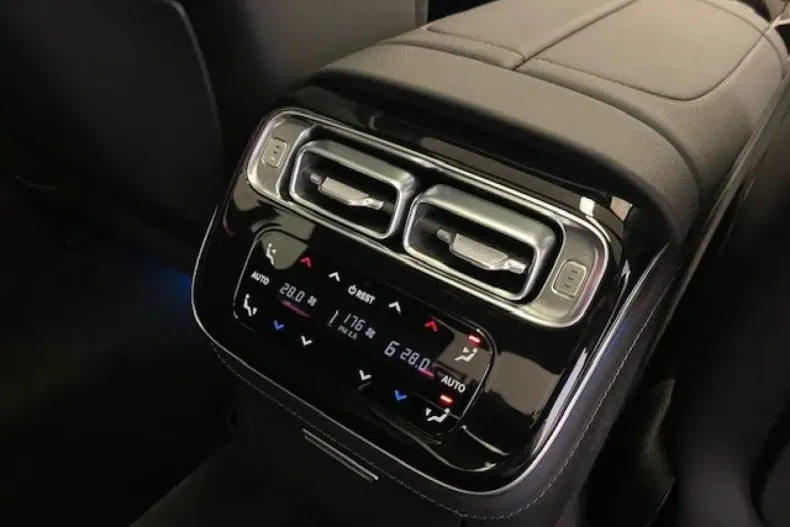 Mercedes-Benz S 580 din 2024 cu 20.000 km - oferta MER126538 - foto 13