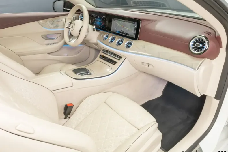 Mercedes-Benz E 53 AMG din 2024 cu 8.246 km - oferta MER126548 - foto 18