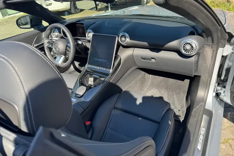 Mercedes-Benz SL 63 AMG din 2023 cu 3.783 km - oferta MER126554 - foto 10