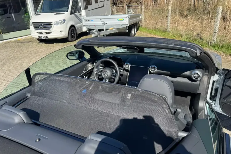 Mercedes-Benz SL 63 AMG din 2023 cu 3.783 km - oferta MER126554 - foto 12