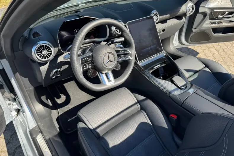 Mercedes-Benz SL 63 AMG din 2023 cu 3.783 km - oferta MER126554 - foto 13