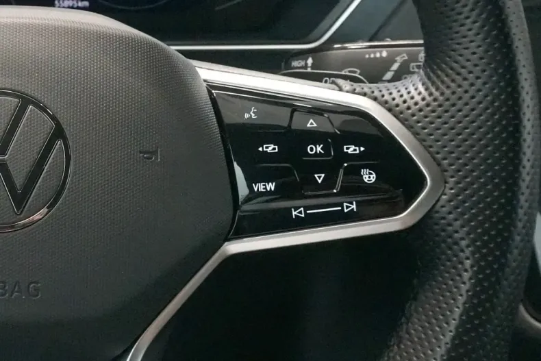 Volkswagen Tiguan din 2021 cu 55.889 km - oferta VOL126558 - foto 14