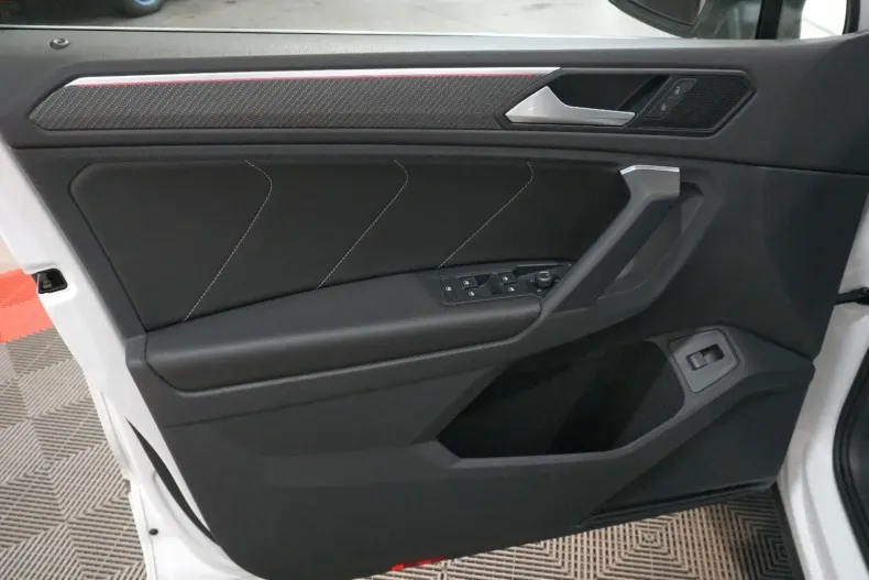 Volkswagen Tiguan din 2021 cu 55.889 km - oferta VOL126558 - foto 18