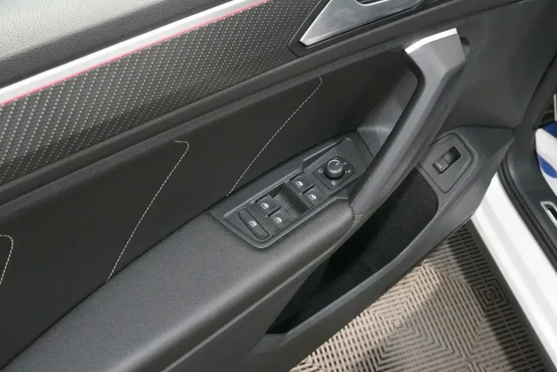 Volkswagen Tiguan din 2021 cu 55.889 km - oferta VOL126558 - foto 19