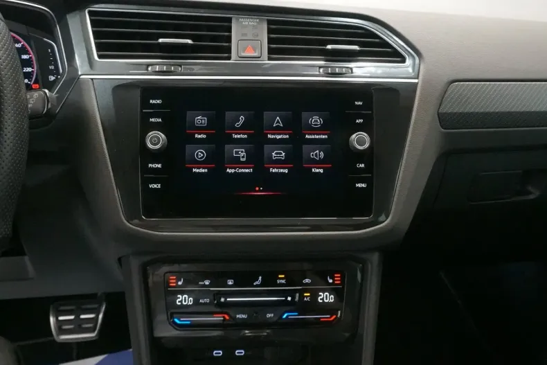 Volkswagen Tiguan din 2021 cu 55.889 km - oferta VOL126558 - foto 24