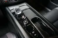 Volvo XC60 din 2023 cu 34.989 km - oferta VOL126559 - foto 10