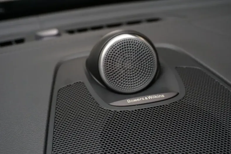 Volvo XC60 din 2023 cu 34.989 km - oferta VOL126559 - foto 12