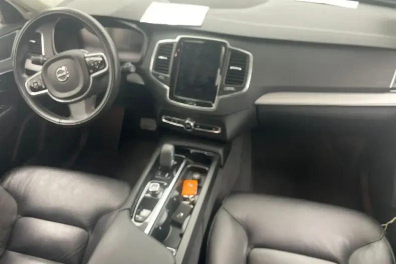 Volvo XC90 din 2021 cu 46.987 km - oferta VOL126560 - foto 3