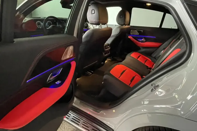 Mercedes-Benz GLE 53 AMG din 2025 cu 5.950 km - oferta MER126564 - foto 6