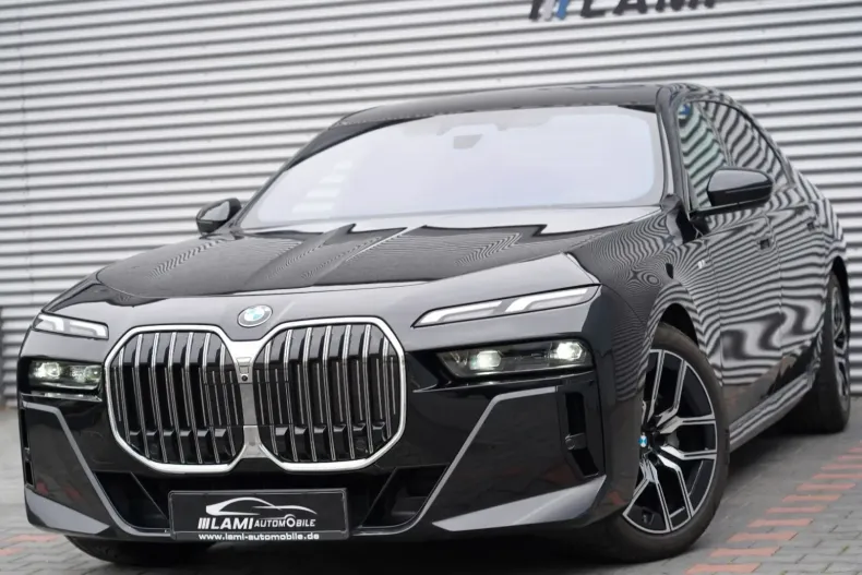 BMW 740 din 2024 cu 28.500 km - oferta BMW126565 - foto 3