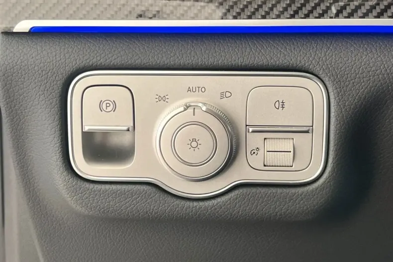 Mercedes-Benz GLE 400 din 2023 cu 6.047 km - oferta MER126567 - foto 28