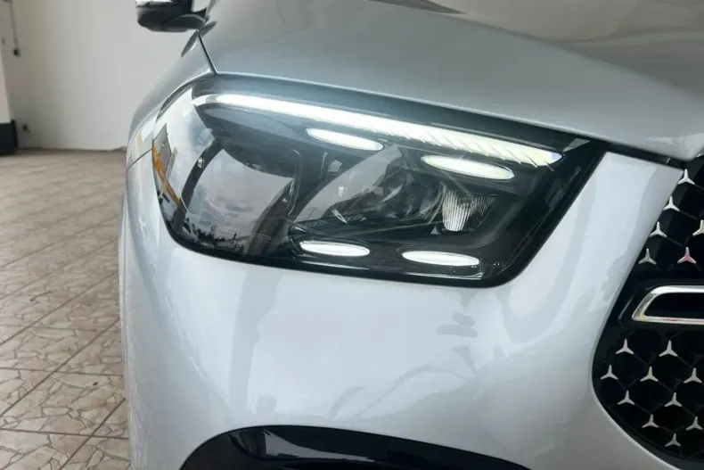 Mercedes-Benz GLE 400 din 2023 cu 6.047 km - oferta MER126567 - foto 32