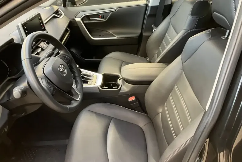 Toyota RAV4 din 2022 cu 37.700 km - oferta TOY126576 - foto 6