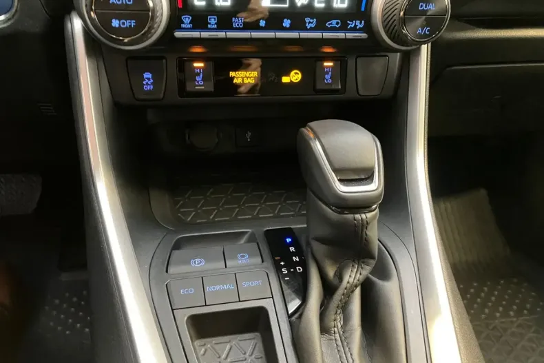 Toyota RAV4 din 2022 cu 37.700 km - oferta TOY126576 - foto 8