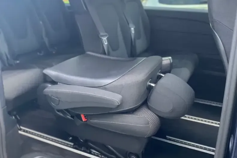 Mercedes-Benz V 250 din 2020 cu 49.800 km - oferta MER126588 - foto 12