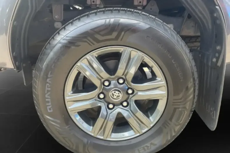 Toyota Hilux din 2021 cu 69.100 km - oferta TOY126590 - foto 7