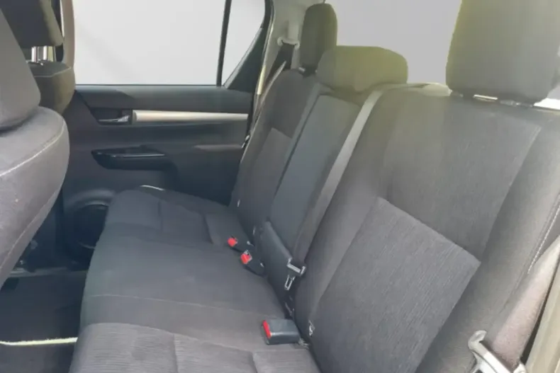 Toyota Hilux din 2021 cu 69.100 km - oferta TOY126590 - foto 13