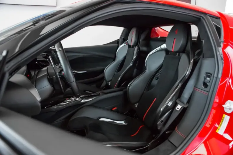 Ferrari 296 GTB din 2023 cu 14.190 km - oferta FER126592 - foto 2