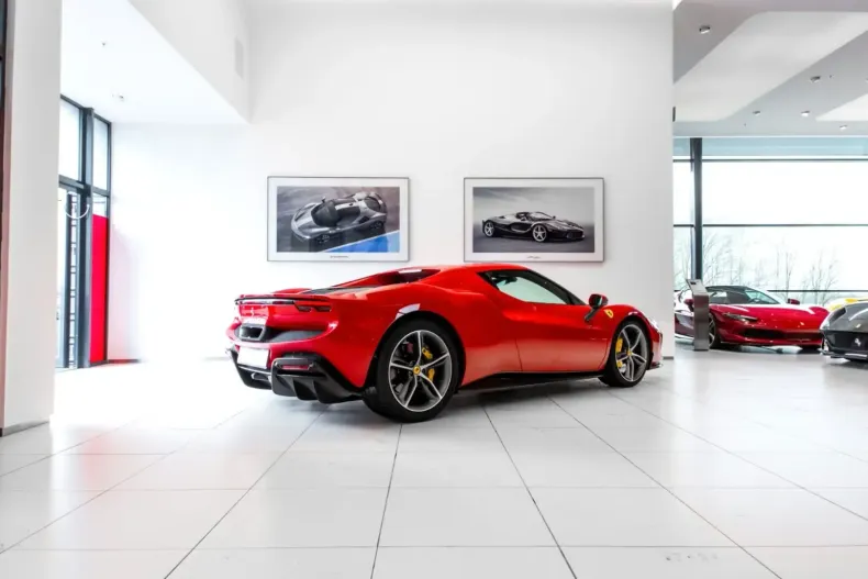 Ferrari 296 GTB din 2023 cu 14.190 km - oferta FER126592 - foto 4