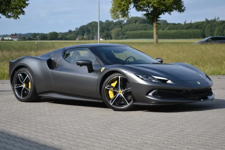 Ferrari 296 GTB din 2023 cu 15.000 km - oferta FER126595 - foto 6