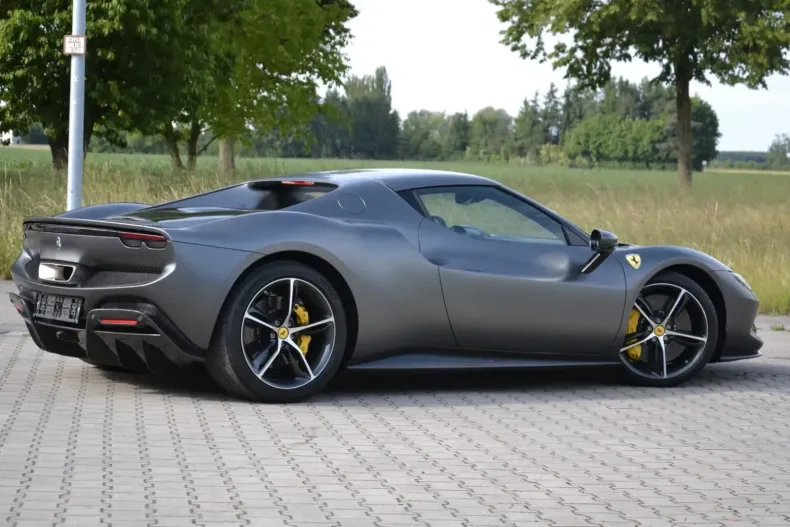 Ferrari 296 GTB din 2023 cu 15.000 km - oferta FER126595 - foto 10