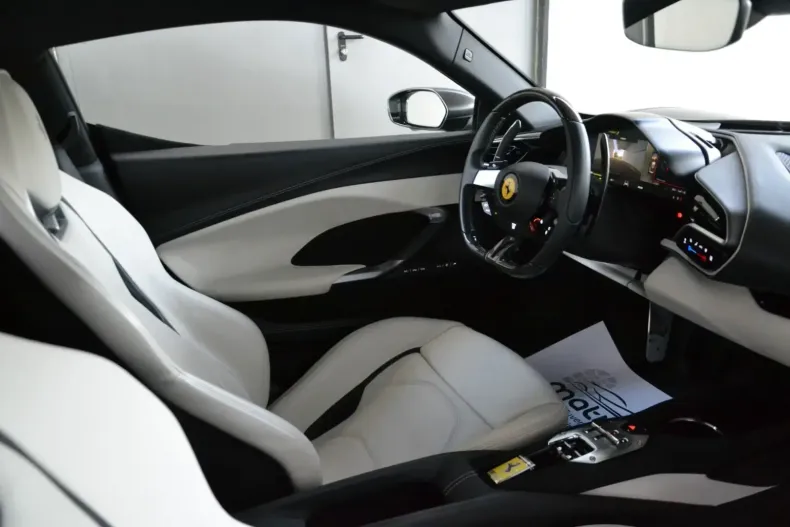 Ferrari 296 GTB din 2023 cu 15.000 km - oferta FER126595 - foto 24