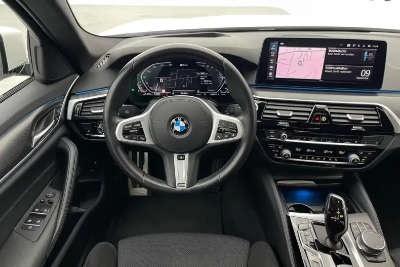 BMW 530 din 2021 cu 38.033 km - oferta BMW126598 - foto 5