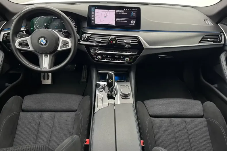 BMW 530 din 2021 cu 38.033 km - oferta BMW126598 - foto 6