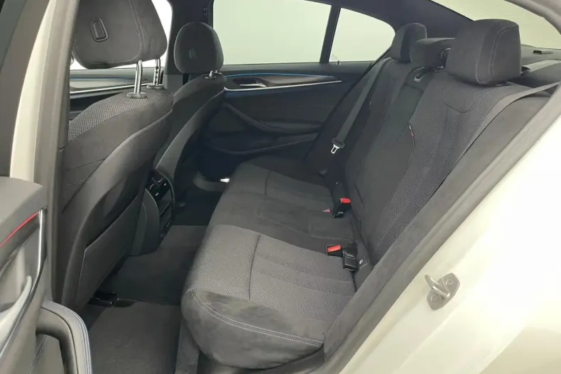 BMW 530 din 2021 cu 38.033 km - oferta BMW126598 - foto 9