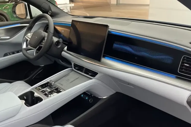 BYD SEALION 7 din 2025 cu 11.598 km - oferta BYD126601 - foto 13