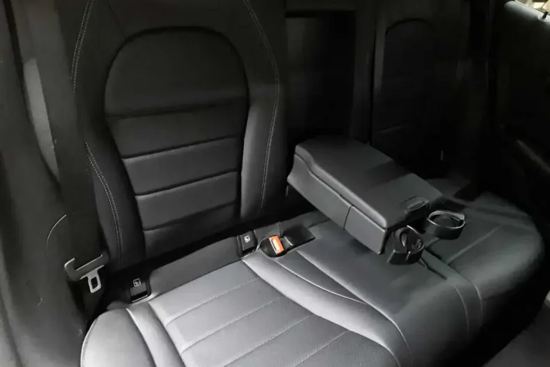 Mercedes-Benz GLC 200 din 2022 cu 85.071 km - oferta MER126605 - foto 7