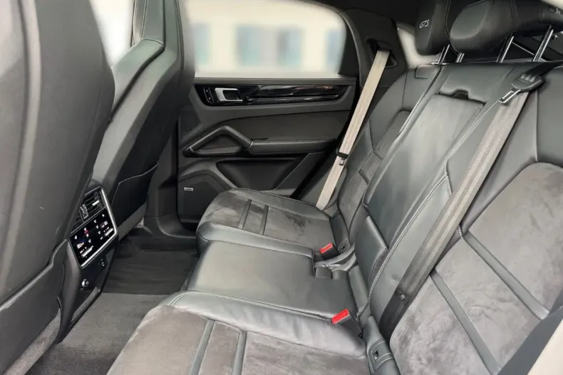 Porsche Cayenne din 2020 cu 103.000 km - oferta POR126606 - foto 12