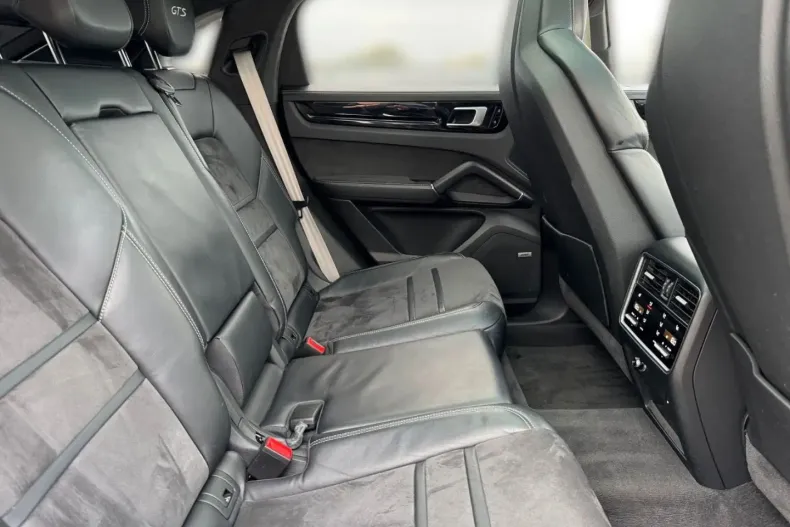 Porsche Cayenne din 2020 cu 103.000 km - oferta POR126606 - foto 13