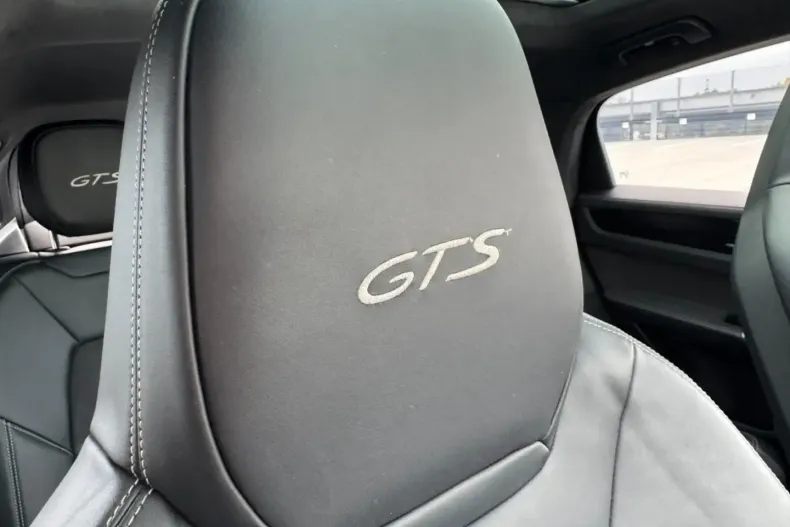 Porsche Cayenne din 2020 cu 103.000 km - oferta POR126606 - foto 21