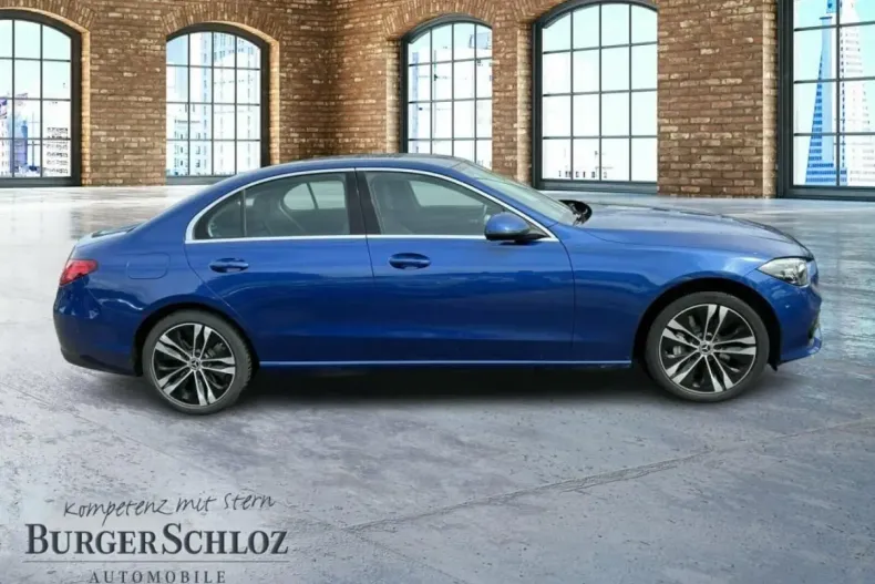Mercedes-Benz C 300 din 2022 cu 62.681 km - oferta MER126609 - foto 4