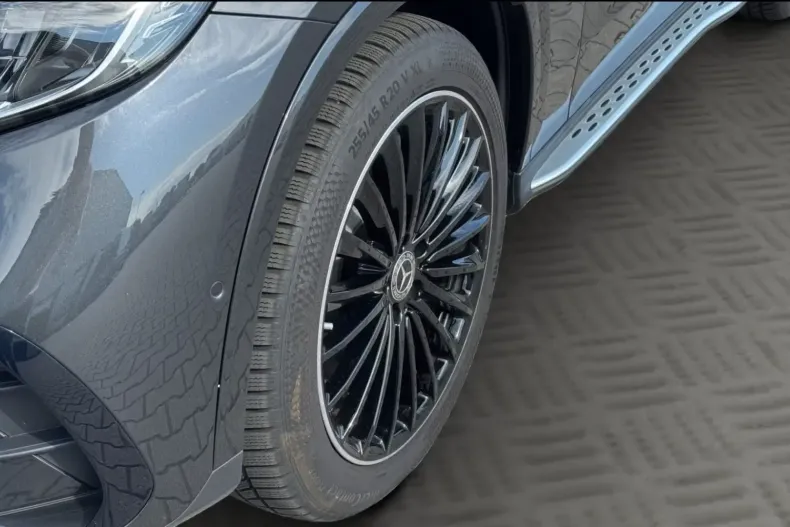 Mercedes-Benz GLC 450 din 2024 cu 7.111 km - oferta MER126614 - foto 3