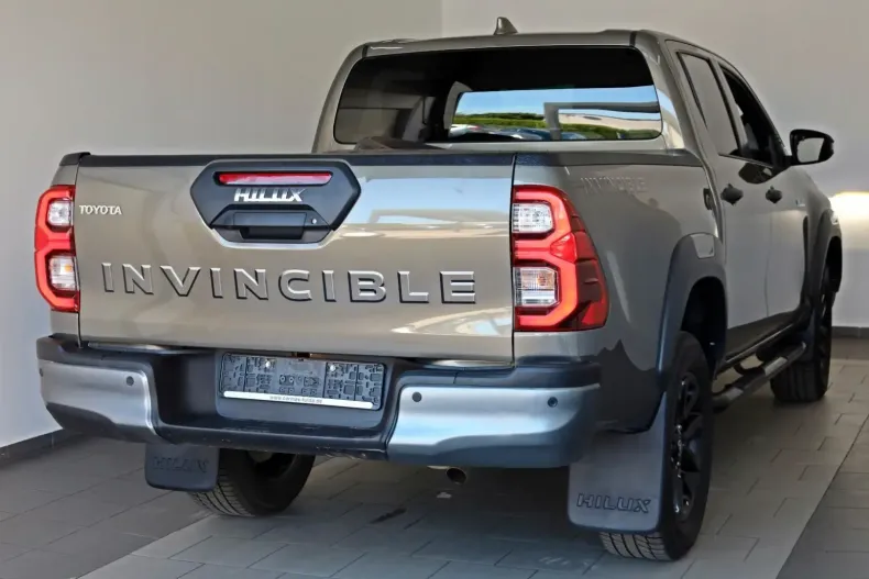 Toyota Hilux din 2023 cu 96.430 km - oferta TOY126616 - foto 2