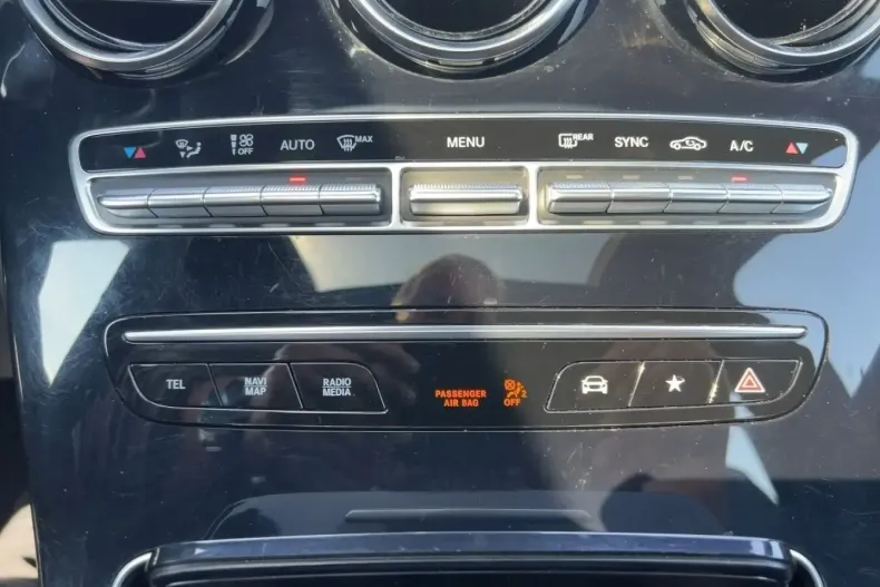 Mercedes-Benz GLC 200 din 2022 cu 73.538 km - oferta MER126620 - foto 14