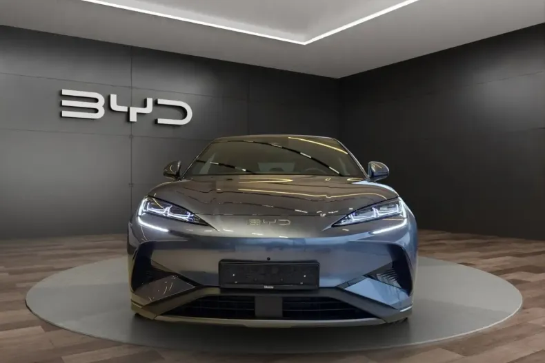 BYD SEALION 7 din 2025 cu 12.990 km - oferta BYD126621 - foto 2