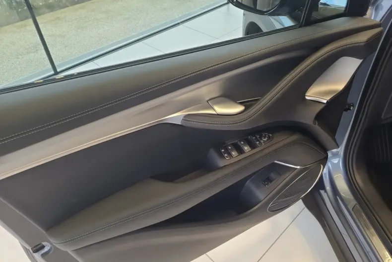 BYD SEALION 7 din 2025 cu 12.990 km - oferta BYD126621 - foto 11