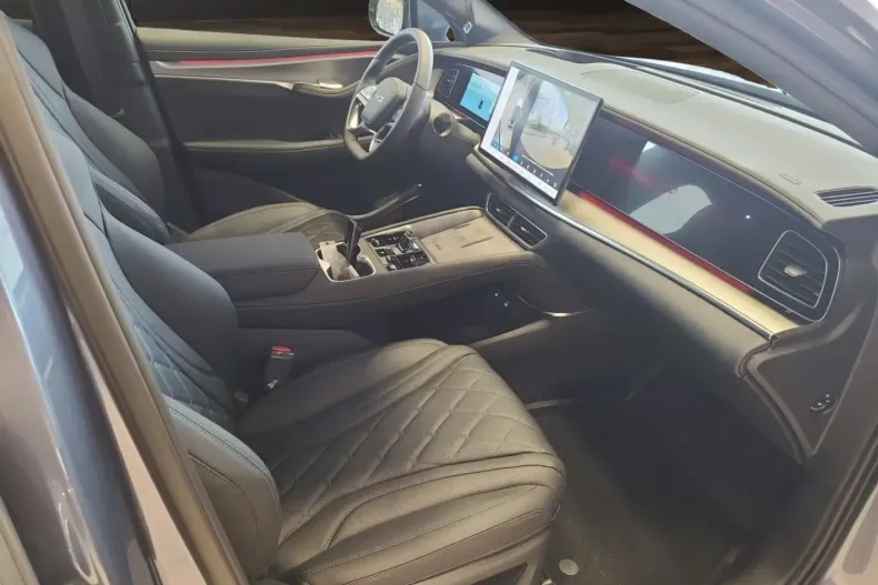 BYD SEALION 7 din 2025 cu 12.990 km - oferta BYD126621 - foto 17