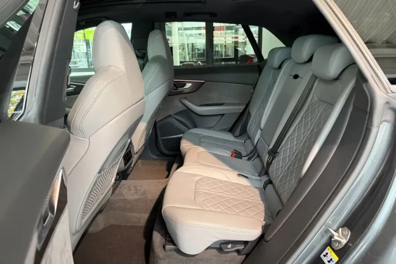 Audi Q8 din 2021 cu 94.000 km - oferta AUD126635 - foto 20