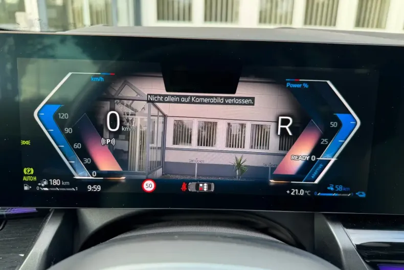 BMW 530 din 2025 cu 4.057 km - oferta BMW126637 - foto 17